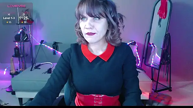 Snapshot of Goddess_Orsa chatting on 02-12-26, 03:45 Goddess Orsa online show from 02-12-26, 03:45