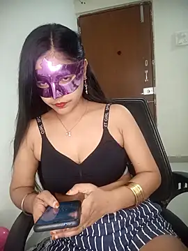 Snapshot of Babbyy_doll chatting on 03-04-25, 04:41 Babbyy doll online show from 03-04-25, 04:41