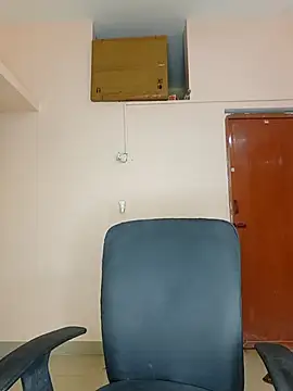 Snapshot of Babbyy_doll chatting on 10-10-25, 08:46 Babbyy doll online show from 10-10-25, 08:46