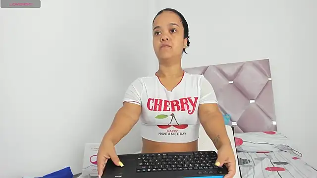 AnieRey online show from 12-20-25, 12:45