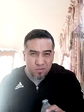 Snapshot of smoothwick chatting on 01-21-25, 05:51 smoothwick online show from 01-21-25, 05:51