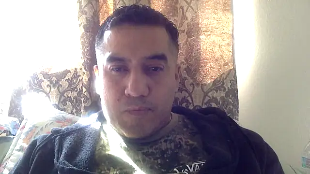 Snapshot of smoothwick chatting on 02-15-25, 01:21 smoothwick online show from 02-15-25, 01:21
