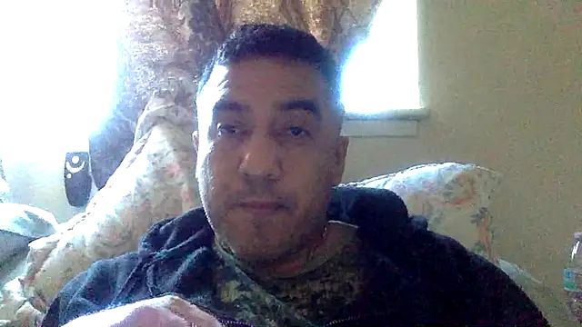 Snapshot of smoothwick chatting on 02-15-25, 06:23 smoothwick online show from 02-15-25, 06:23