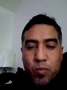 Snapshot of smoothwick chatting on 03-12-25, 12:20 smoothwick online show from 03-12-25, 12:20