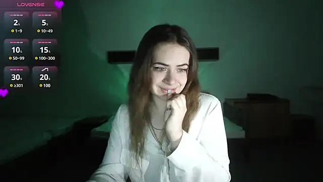 Snapshot of Your___Hope chatting on 02-08-25, 04:36 Your Hope online show from 02-08-25, 04:36