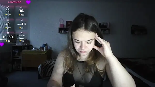 Snapshot of Your___Hope chatting on 11-08-25, 06:46 Your Hope online show from 11-08-25, 06:46