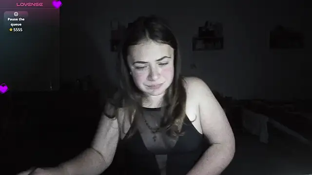 Snapshot of Your___Hope chatting on 11-26-25, 06:53 Your Hope online show from 11-26-25, 06:53