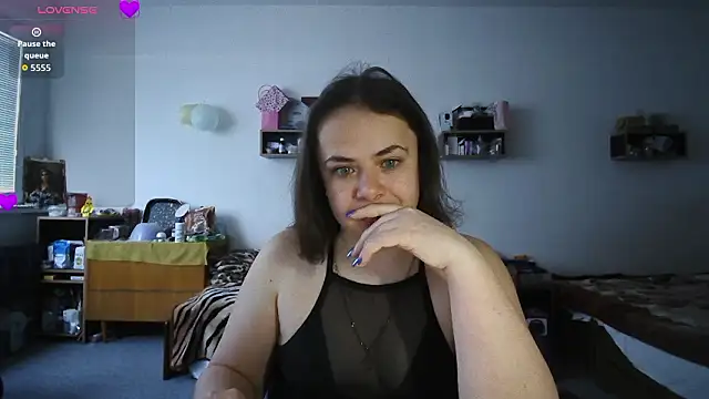 Snapshot of Your___Hope chatting on 03-12-26, 06:41 Your Hope online show from 03-12-26, 06:41