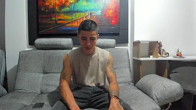 Snapshot of Thomass_conor chatting on 01-28-25, 10:34 Thomass conor online show from 01-28-25, 10:34