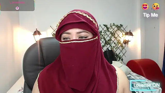 zahra Jalid online show from 09-30-25, 08:58