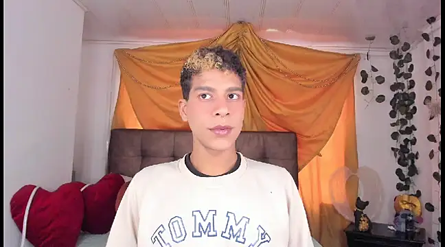 Ethan Boyy online show from 03-22-25, 09:31