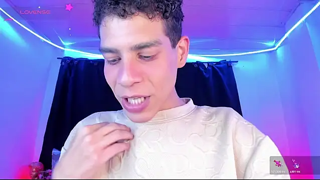 Snapshot of Ethan_Boyy chatting on 04-21-26, 06:23 Ethan Boyy online show from 04-21-26, 06:23