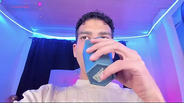 Ethan Boyy online show from 06-26-26, 02:38