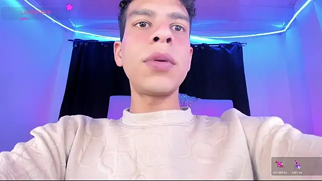 Ethan Boyy online show from 06-30-26, 03:13