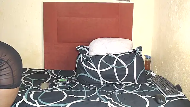 Snapshot of BarbieLadie chatting on 03-02-25, 11:31 BarbieLadie online show from 03-02-25, 11:31