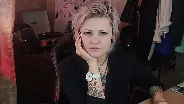 EvaBrownie online show from 03-09-25, 11:47