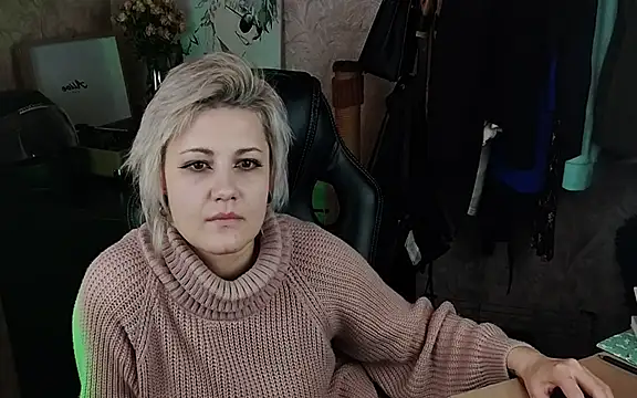 EvaBrownie online show from 03-12-25, 09:34