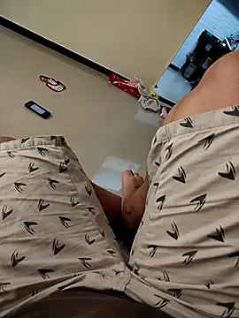 Snapshot of Mumbaigirl17 chatting on 03-03-25, 09:44 Mumbaigirl17 online show from 03-03-25, 09:44