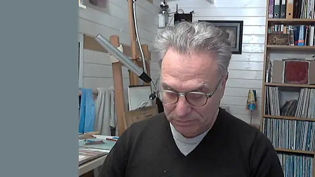 Eynoos  online show from 01-18-25, 04:10