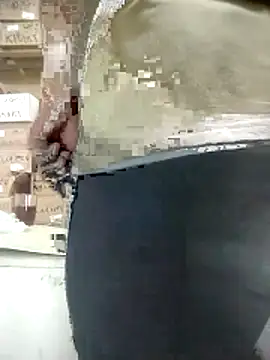 Feeroo11 online show from 04-18-26, 05:28