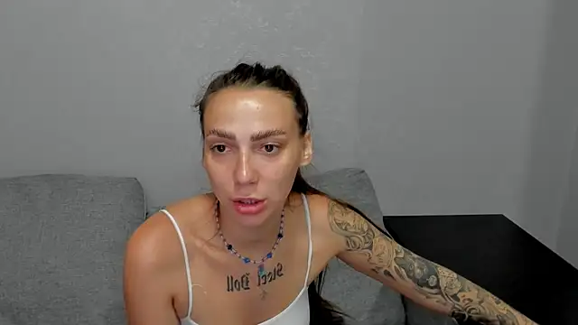 Snapshot of annabishop chatting on 09-09-25, 12:59 annabishop online show from 09-09-25, 12:59