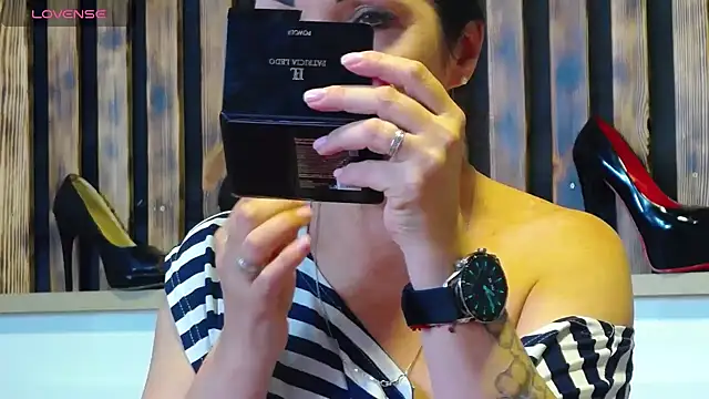 Snapshot of Tory_Lovi chatting on 03-23-26, 05:44 Tory Lovi online show from 03-23-26, 05:44