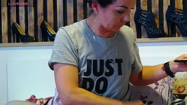 Snapshot of Tory_Lovi chatting on 04-03-26, 03:59 Tory Lovi online show from 04-03-26, 03:59