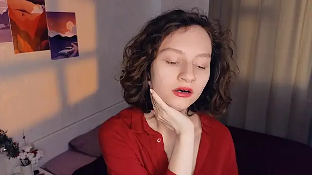 Leya Curly online show from 03-15-25, 12:24