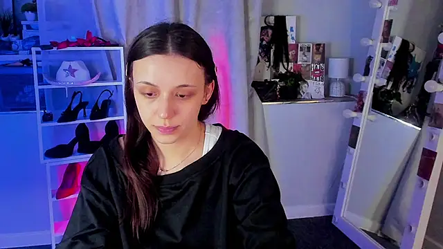 Snapshot of Sahara_Shields chatting on 03-13-26, 09:05 Sahara Shields online show from 03-13-26, 09:05