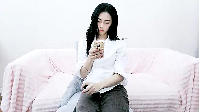 Snapshot of vnhfds chatting on 01-23-25, 02:50 vnhfds online show from 01-23-25, 02:50