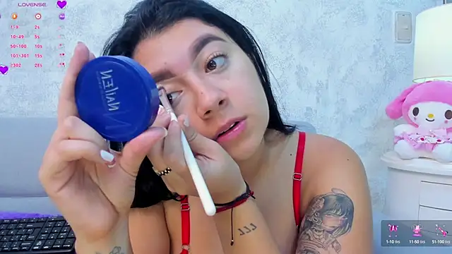 BrianaaTaylor online show from 02-08-25, 12:06