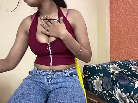 Snapshot of Sandhya_lovely chatting on 02-12-25, 05:58 Sandhya lovely online show from 02-12-25, 05:58