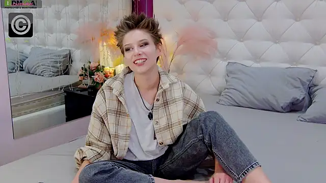 via mayer  online show from 02-02-25, 09:13