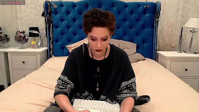 via mayer  online show from 02-12-26, 09:43