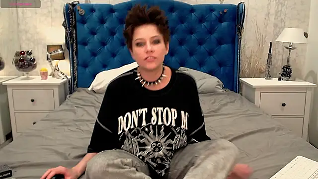 via mayer  online show from 03-12-26, 10:32