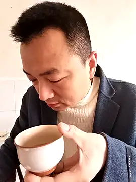 Snapshot of swg176 chatting on 03-06-26, 12:18 swg176 online show from 03-06-26, 12:18