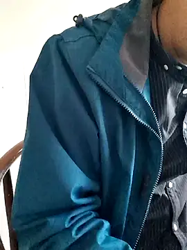 Snapshot of swg176 chatting on 03-26-26, 01:33 swg176 online show from 03-26-26, 01:33