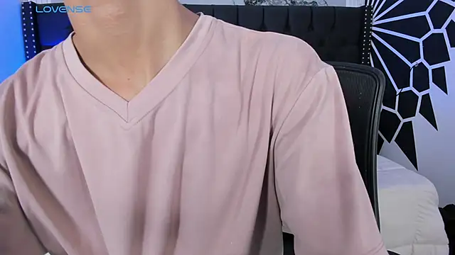 EthaanCox online show from 03-24-26, 08:03