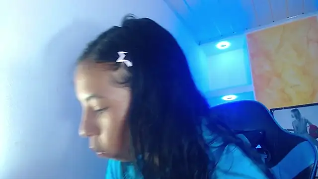 Miss sparkle00 online show from 10-14-25, 04:24