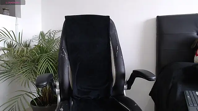 Abbyanderxon online show from 02-11-25, 02:24