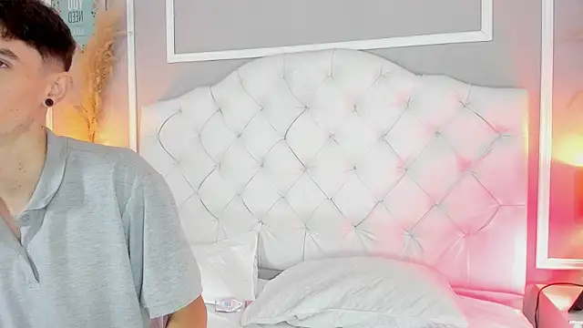 connor and angel online show from 01-28-25, 04:30