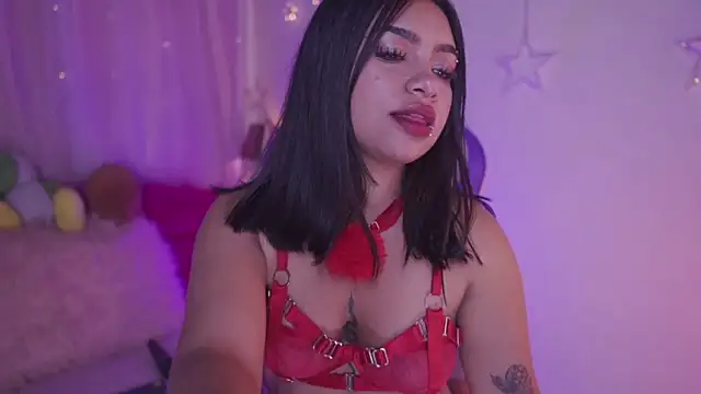 Snapshot of emma_soffia_ chatting on 02-03-25, 06:49 emma soffia online show from 02-03-25, 06:49