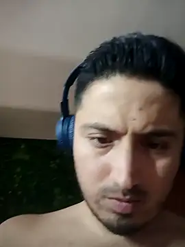 Snapshot of Omar_fernndo chatting on 02-24-26, 09:13 Omar fernndo online show from 02-24-26, 09:13