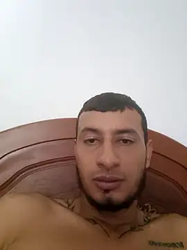 Snapshot of DrakeVega chatting on 01-30-25, 03:08 DrakeVega online show from 01-30-25, 03:08