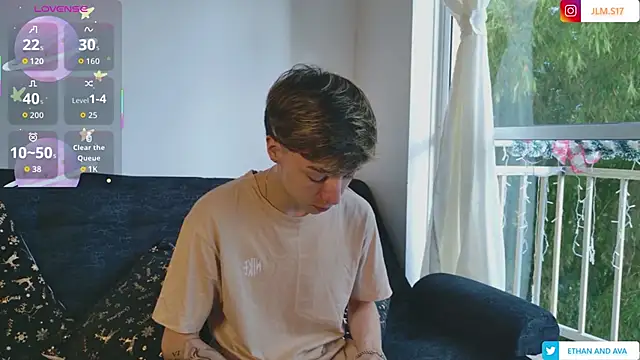 ethan and ava online show from 12-17-25, 12:33