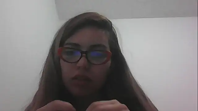 VittoriaTaylor online show from 01-18-25, 04:31