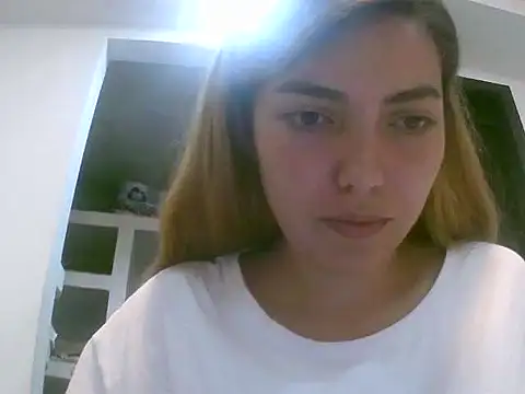 Snapshot of VittoriaTaylor chatting on 03-28-26, 09:47 VittoriaTaylor online show from 03-28-26, 09:47