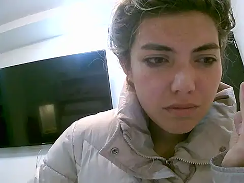 Snapshot of VittoriaTaylor chatting on 04-17-26, 04:54 VittoriaTaylor online show from 04-17-26, 04:54