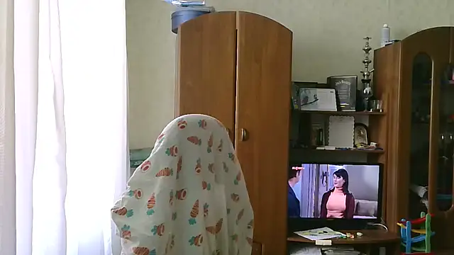 Snapshot of HunterOnBoobs chatting on 02-27-25, 08:39 HunterOnBoobs online show from 02-27-25, 08:39