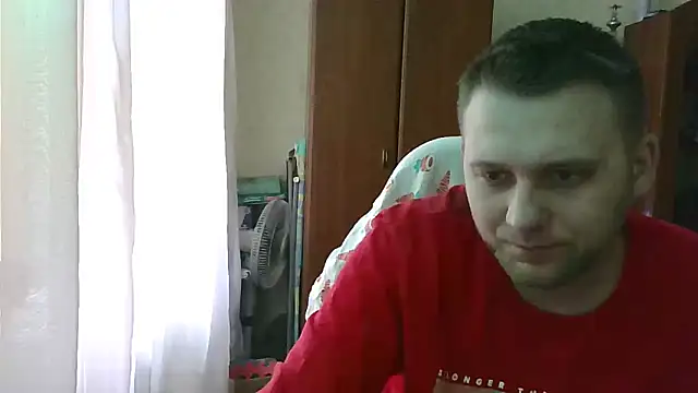 Snapshot of HunterOnBoobs chatting on 03-04-25, 12:12 HunterOnBoobs online show from 03-04-25, 12:12